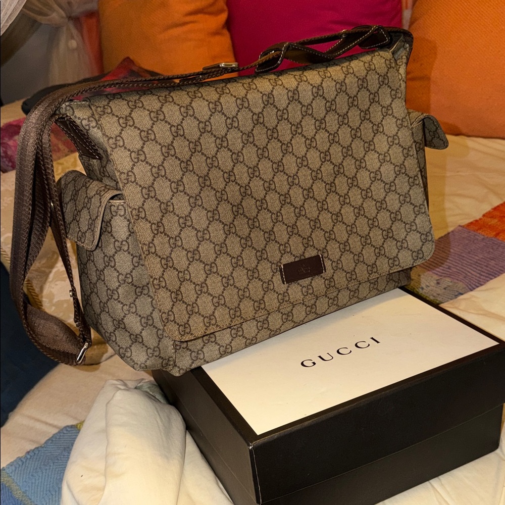 Gucci Monogram Tan Baby/Messenger Bag